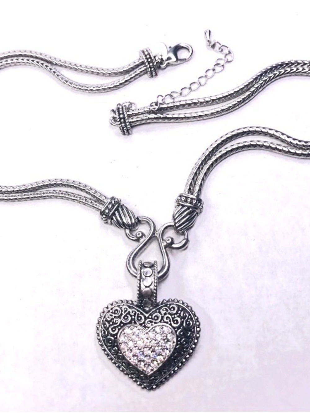 Lia Sophia "Love Dust" Cut Crystal Heart Pendant Pave Silver Tone Necklace - Picture 3 of 3